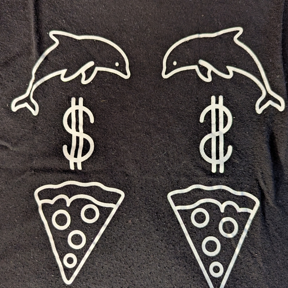 Black Dolphin $$ Cash Pizza Graphic Retro Women's Muscle Tank XS